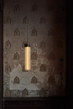 Delphi Pendant