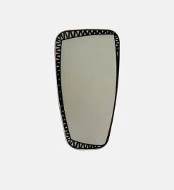 Dorian Mirror