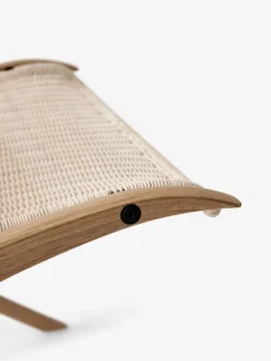 X Chair HM10